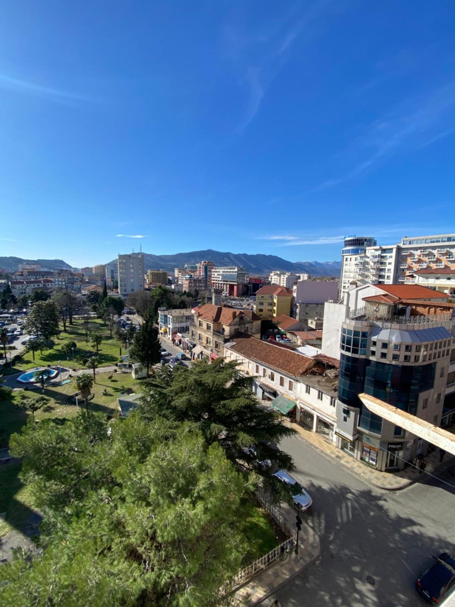 Erlaiden Apartment Shkodër Buitenkant foto